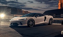 McLaren GT